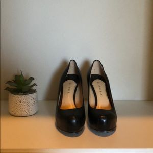 Gianni Bini Black Platform Pumps